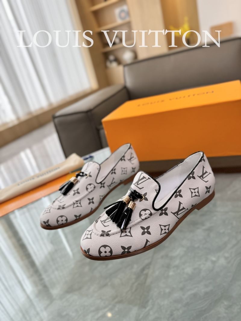 Louis Vuitton Low Shoes